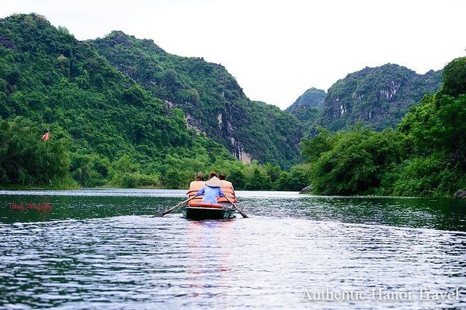 1 Day Luxury Ninh Binh Tour with Many Options From Hanoi - Tam Coc by Bamboo Boat