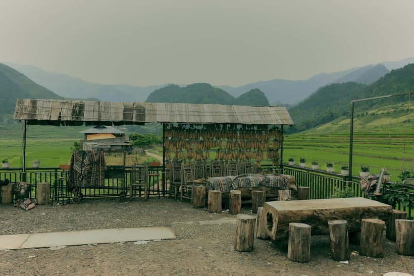 1-Day Sapa Long Trek - Rice Field Terrace, Ethnic Culture - 2:00 PM: Textiles, indigo dye, and village craft