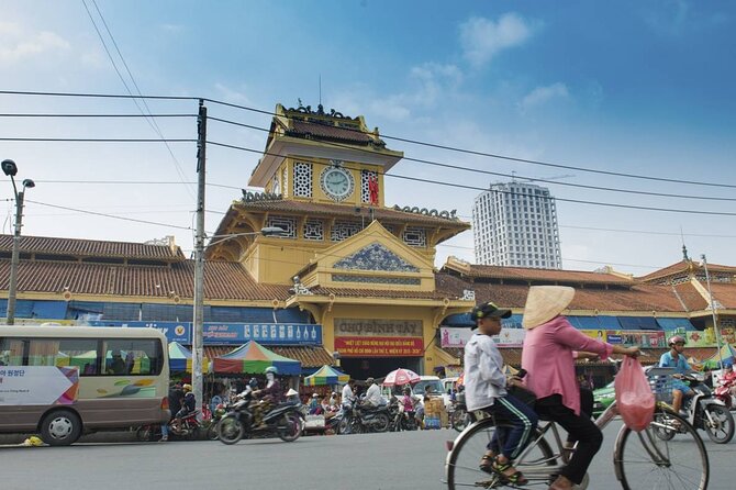 12-Day Tour to Vietnam and Cambodia from Hanoi - Day 8: Ho Chi Minh City and the Cu Chi Tunnels