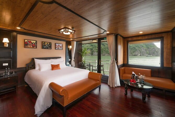 2-Day Cruise to Halong Bay and Lan Ha Bay on Calypso Cruises - Day 2: Tai Chi and Cat Ba Island