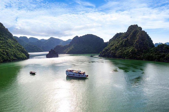 2-Day Explore Halong Bay On Cruise - Budget Cruise - What the $123 price really buys you