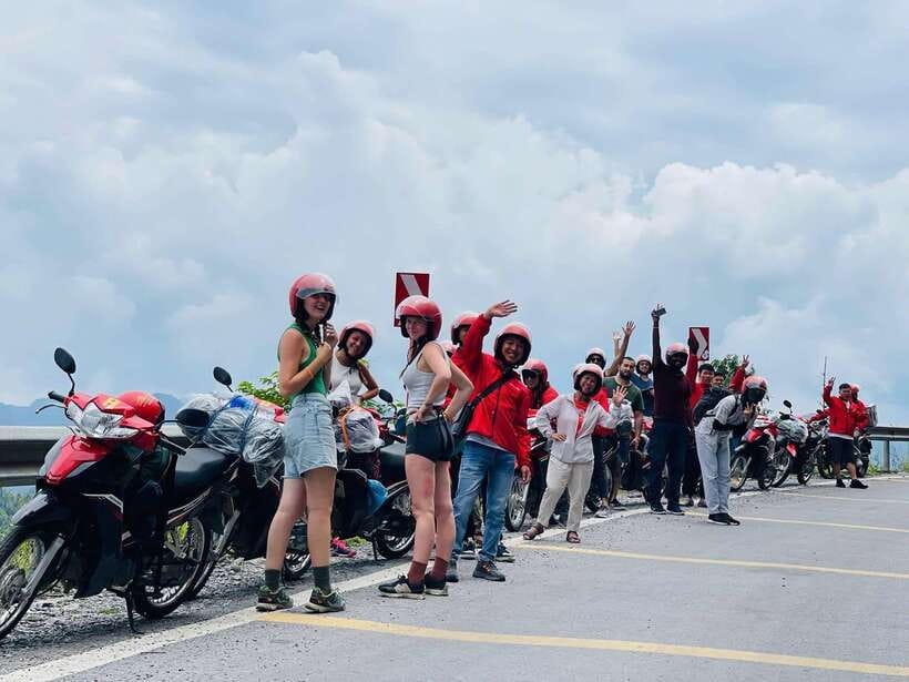 2-day Motorbike Ha Giang Loop Luxury Tour With Easy Rider - The overnight bus from Hanoi to Ha Giang