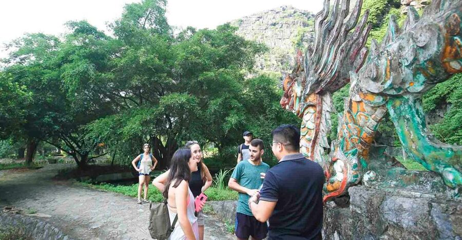 2 Day Ninh Binh: Hoa Lu/Bai Dinh- Trang An/Tam Coc- Mua Cave - Hoa Lu and the old royal temples