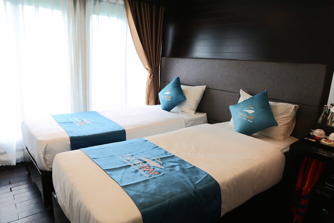 2 day Oasis Bay Cruise to Halong Bay from Hanoi - Practical details that can affect your decision