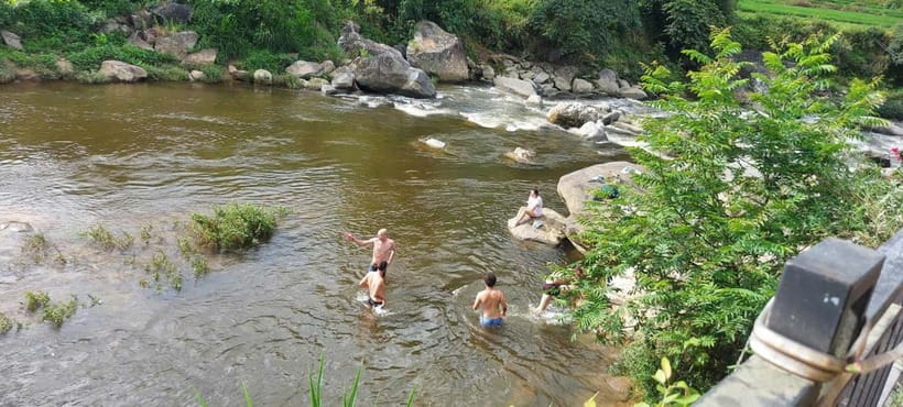 2-Day Sa Pa Ethnic Homestay Tour & Trek with Limousine Bus - The guides make the difference
