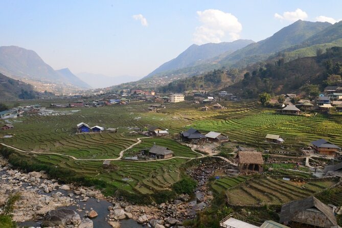 2-Day Sapa Guided Tour Slipping in Homestay From Hanoi - A night at the Lao Chai homestay