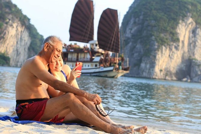 2-Day Spectacular Halong Bay Cruise from Hanoi - Leaving Hanoi at 8:00 am