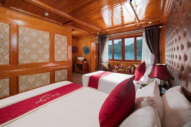 2 Days 1 Night Lan Ha, Ha Long Bay Tour With Licensed Guide - Kayaking through Lan Ha Bay and its fishing village