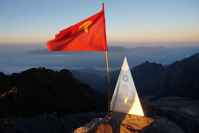 2-Night Sapa Tour with Fansipan Peak by Bus from Hanoi - Walking through Y Linh Ho and Lao Chai