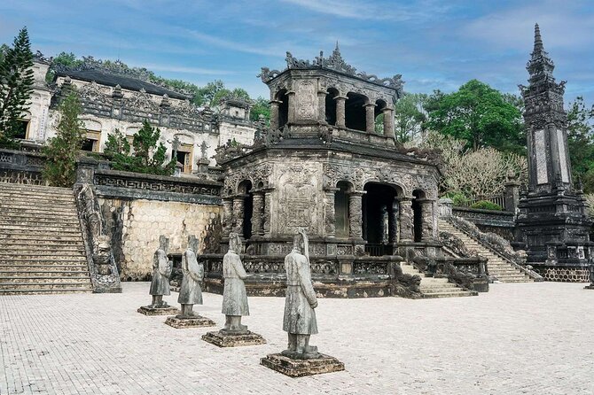 20-Day Vietnam Itinerary | Discovery and Beach Relaxation - A strong start in Hanoi and Ninh Binh