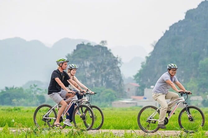21-Day Vietnam Itinerary Explore North to South Highlights - Hanoi begins with temples, museums, and city life