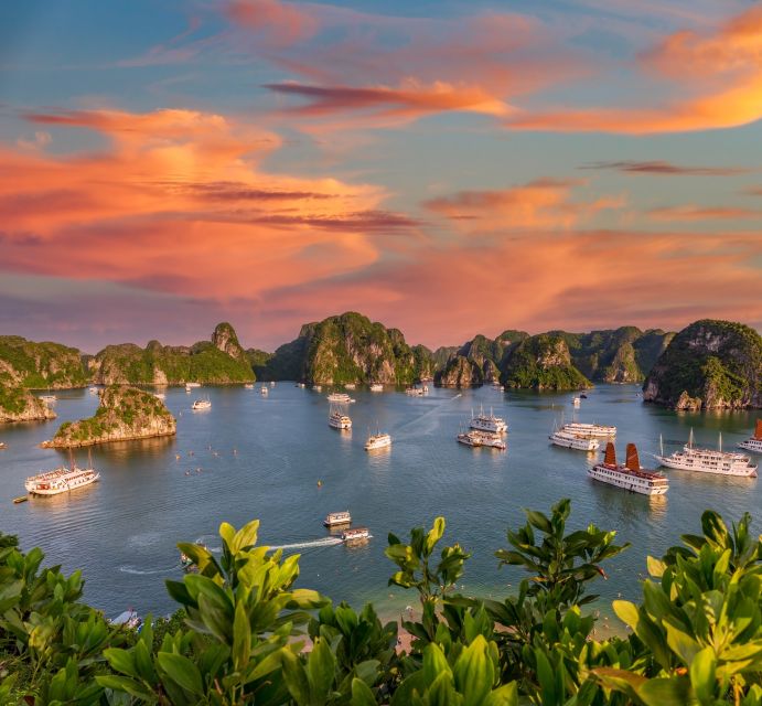 3-Day 2-Night Lan Ha Bay 5-Star Cruise - Light and Dark Cave, kayaking, and the first sunset