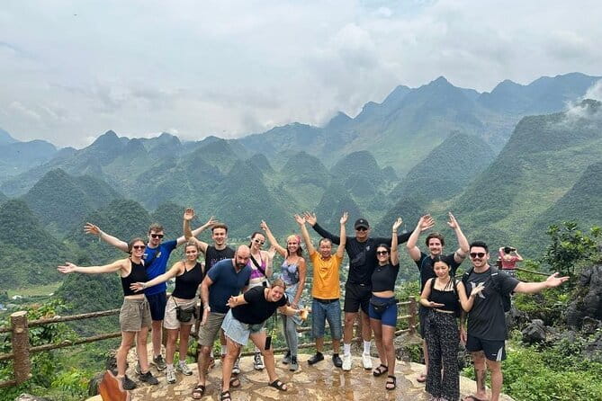 3-Day Ha Giang Jeep or Car Tour - Day two: Ma Pi Leng, Lung Ho, and a night in Du Gia