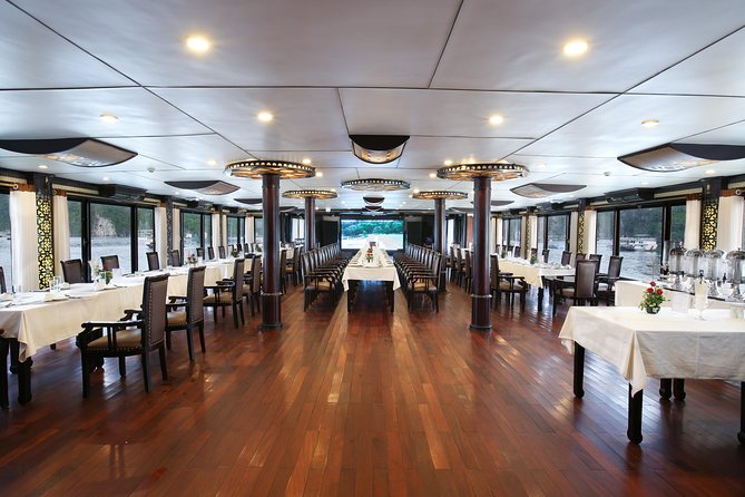 3-Day Halong Bay Cruise on the Starlight - Day two, Tai Chi, kayaking, and swimming