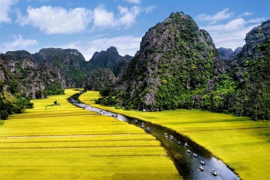 3 Day Hanoi - Ninh Binh - Halong Bay 5 Star Cruise & Balcony - Day 1: Bai Dinh Pagoda and Vietnam’s grand scale