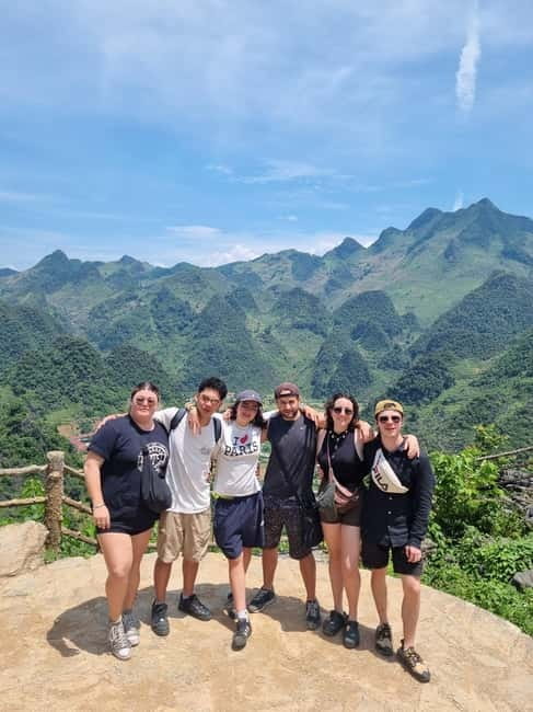 3-day Motorbike Ha Giang Loop Luxury Tour With Easy Rider - Night 0: Hanoi to Ha Giang on the overnight bus