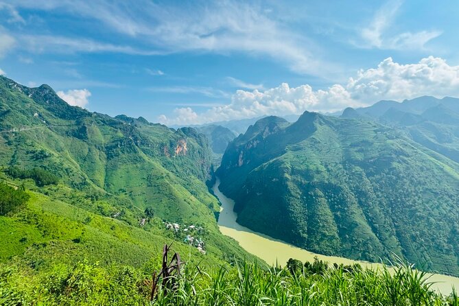 3 Days and 2 Nights Ha Giang Loop Tour - Safety, comfort, and the realities of the road