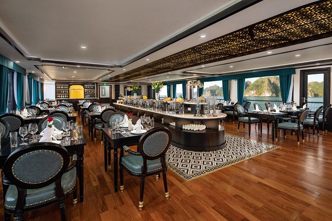 3D2N Aspira Cruise 5-Star: HaLong Bay, Lan Ha Bay & Cat Ba Island - What the cabin gives you for two nights