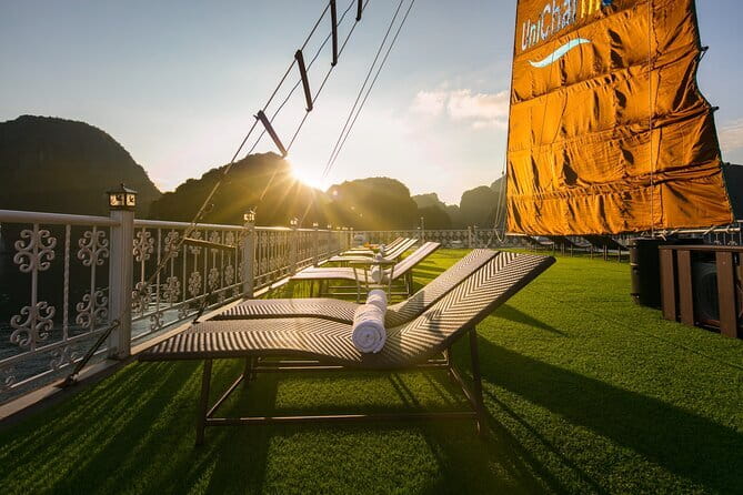 3Day Kayak & Trek to Ha Long Bay and Tamcoc (the 2nd day private) - The guides can shape the whole first day