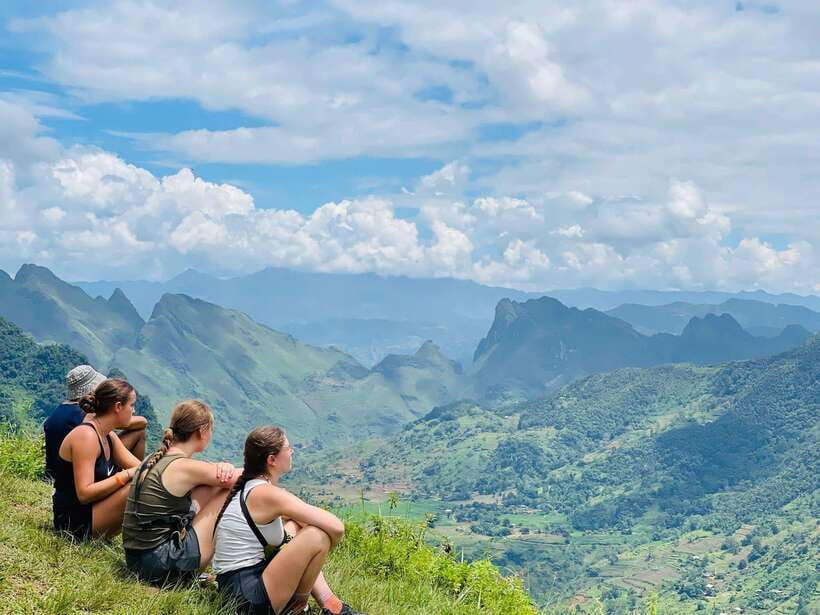 4-day Motorbike Ha Giang Loop Luxury Tour With Easy Rider - Day 1: Bac Sum Pass to Dong Van, 135 kilometers