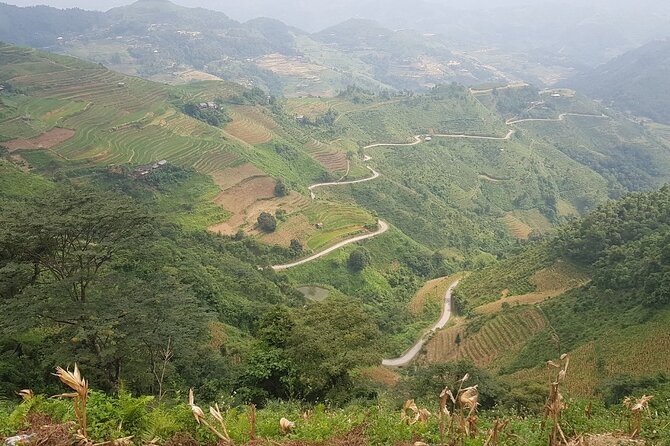 4 Days 3 Nights Ha Giang Easy Driving Motorbike Tours - Food, comfort, and daily practicalities
