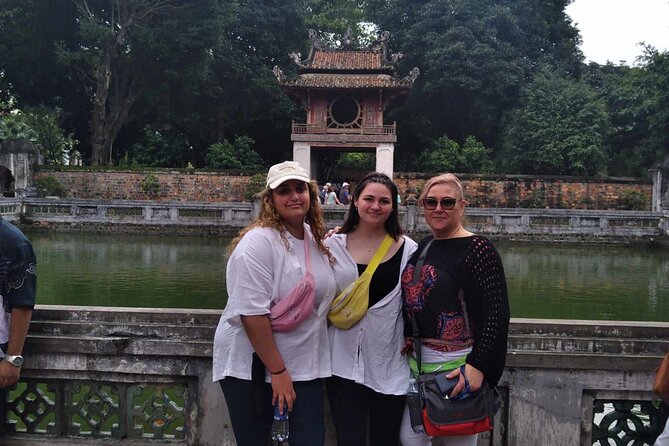 4 Hours Private City Tour with Highligh Train Street - Colonial Hanoi at the Opera House and St. Joseph’s Cathedral