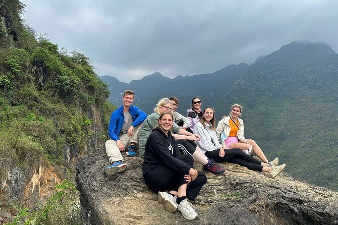 4D3N loop tour with Easyrider 150cc (small group + private rooms) - Food, rooms, and the social side
