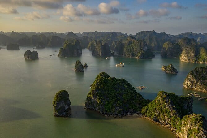 9-Day Vietnam Tour | Explore the North and Central | Top Packages - Sunrise, Tai Chi, and a flight to Da Nang