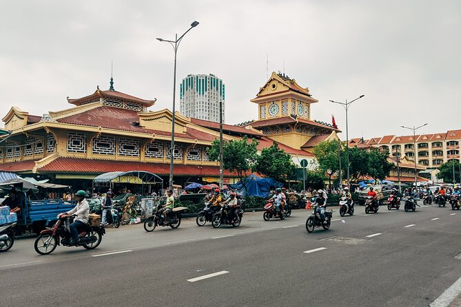 9 Days Beauty of Vietnam - Super save - Day 4: Halong Bay to Hoi An