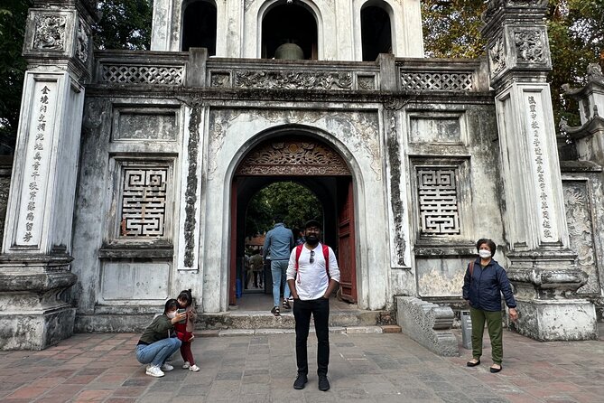 All-in-One Hanoi Walking Tour Through a Train Street - What the $29 price really means