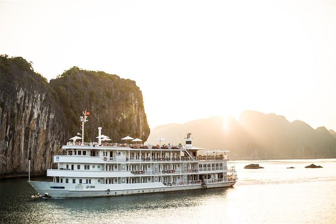 All Inclusive 3-Day 2-Night explore Ha Long Bay with Au Co Cruise - Day one: Viet Hai village and a sunset at sea
