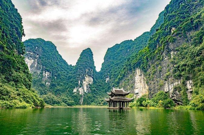 All Inclusive Full Day - Ninh Binh Tour, Transfers, Meals, Ticket - Cycling through the countryside