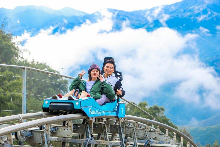 Alpine Coaster Ban Mong Experience in Sapa - Vietnam - Arriving at Group 3 in Cau May Ward