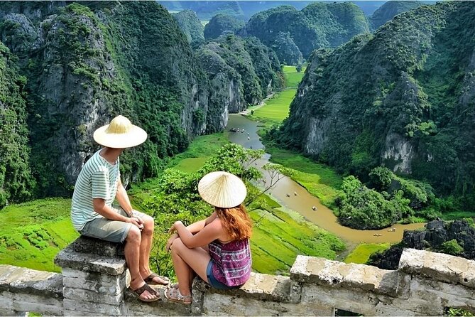 Amazing Ninh Binh Day Trip-Hoa Lu-biking-Trang An-Mua cave. - Mua Cave and the nearly 500-step climb