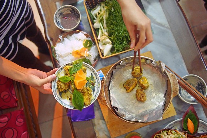 Authentic Cooking Class in Hanoi with a Vietnamese Grandmother - Evening Music From the Old Quarter Street