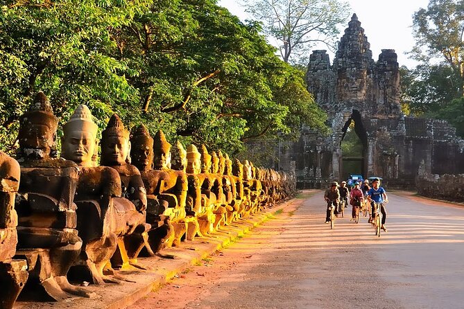 Authentic of Vietnam & Cambodia Tour - full package - A fast-moving route from Hanoi to Angkor
