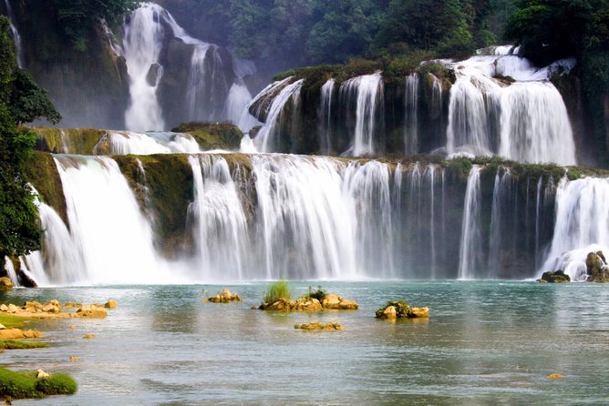 Ba Be Lake & Ban Gioc Waterfall Adventure Tour 3 Days - What the $431.54 price includes