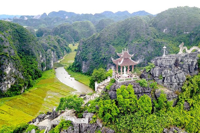 Bai Dinh- Mua Cave and Trang An boat trip - Who will enjoy this full Ninh Binh day