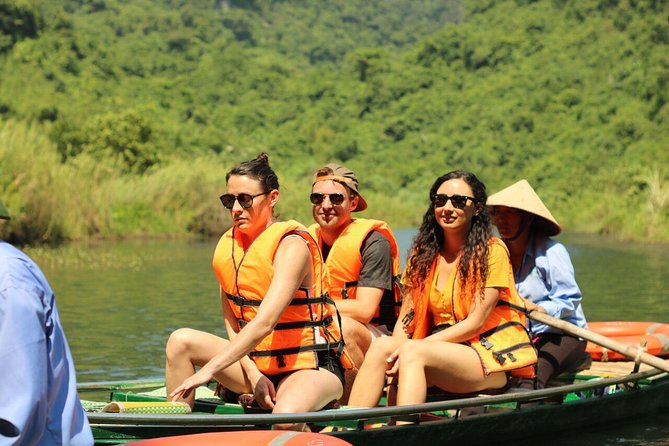 Bai Dinh Pagoda - Trang An boat trip - Mua cave mountain day tour: best selling - Mua Cave and the 500-step climb