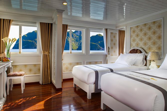 Bai Tu Long bay Luxury Cruise 2D/1N: Less touristy places, Kayaking, full meals - Boarding and the first views from the water