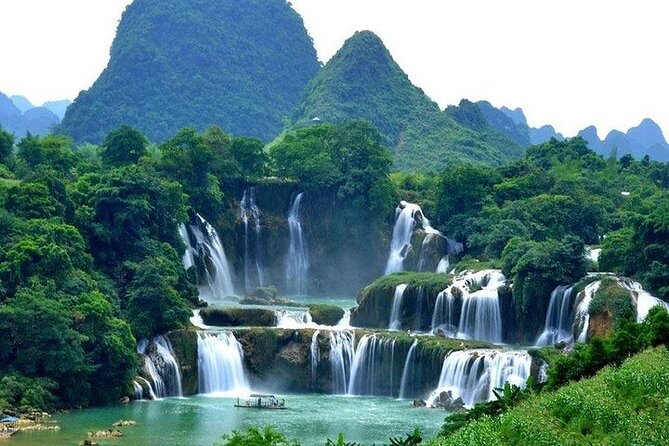 Ban Gioc Waterfall 2 Days 1 Night From Hanoi - Nguom Ngao Cave and the first mountain views