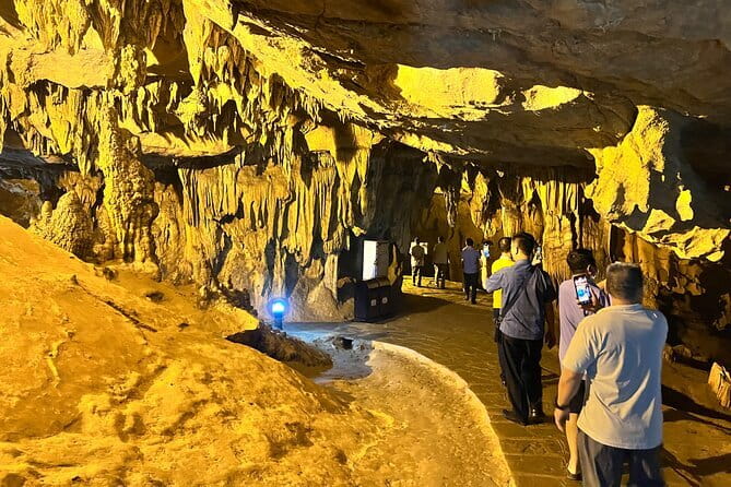 Ban Gioc Waterfall - Nguom Ngao Cave full day - BEST SELLING - What the $70 price really includes