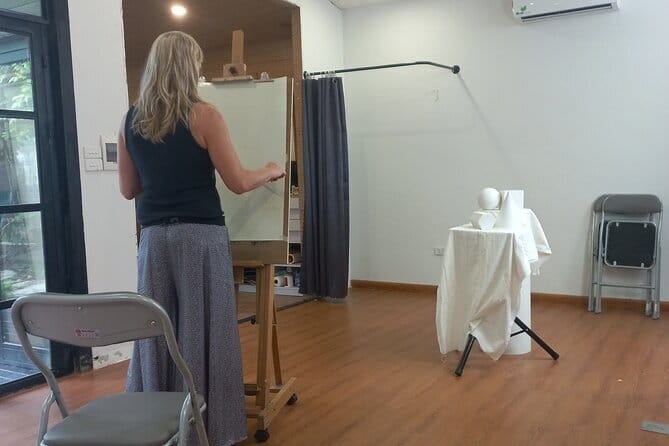 Beginner Painting & Drawing Class in Hanoi – Art Tutor Hanoi - Who will enjoy this class most
