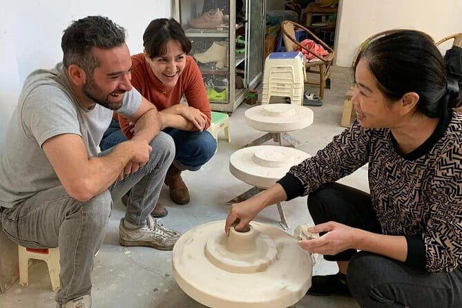 Beginner Painting & Drawing Class in Hanoi – Art Tutor Hanoi - Timing, transport, and practical details