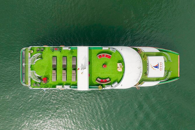 Best Halong 5 star Day Trip, inclusive,buffet,cave,kayak,transfer - The Hanoi pickup and the long road east