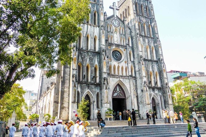 Best Hanoi Food Tour 7 Different Food Tasting Visit Train Street - Morning or afternoon: choosing the right departure