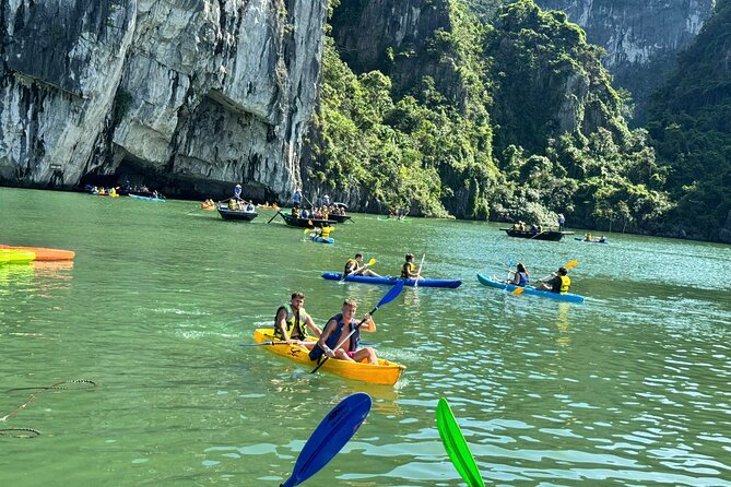 Best Value Ha Long bay 1 day - Lunch, kayak, swimming, transfer - Titop Island for swimming or 500 steps of climbing