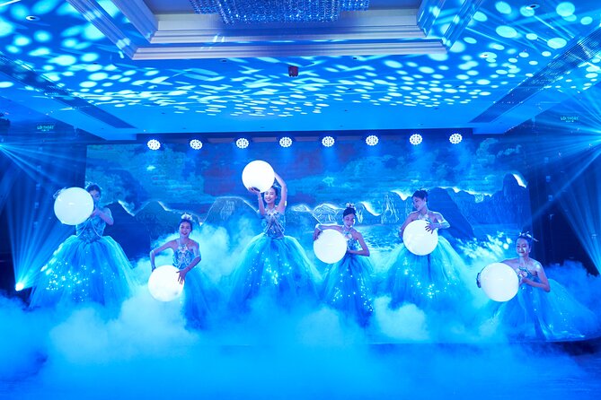 Buffet on Paradise Delight Dining Cruise Halong Bay Tour - Is $38 a fair price?
