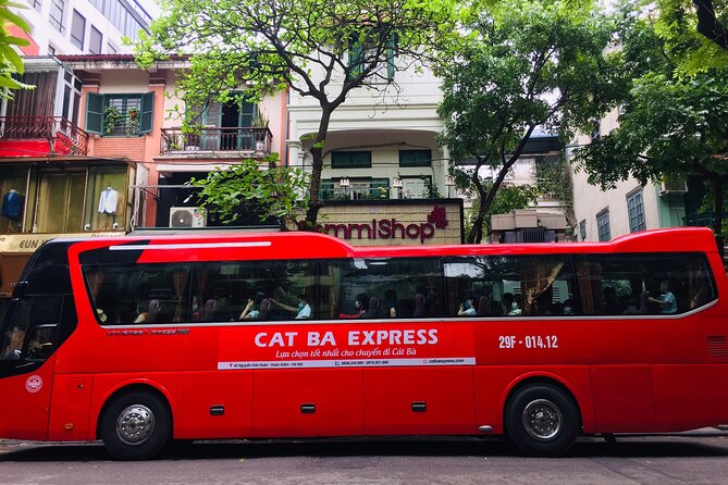 Bus Hanoi to Cat Ba Island with Cat Ba Express - The Got Station to Cai Vieng speedboat crossing