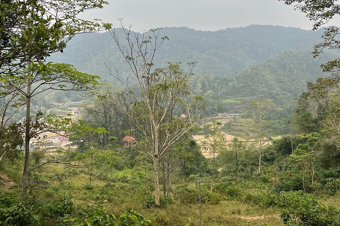 Cao Bang Easy Trekking Tours 2Days/1Night Ban Gioc Waterfall ET1 - Khuoi Ki Stone Village and the local homestay